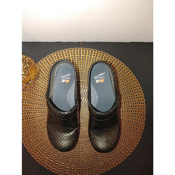 Dansko XP 2.0 Clogs Size 38 - Picture 2 of 5